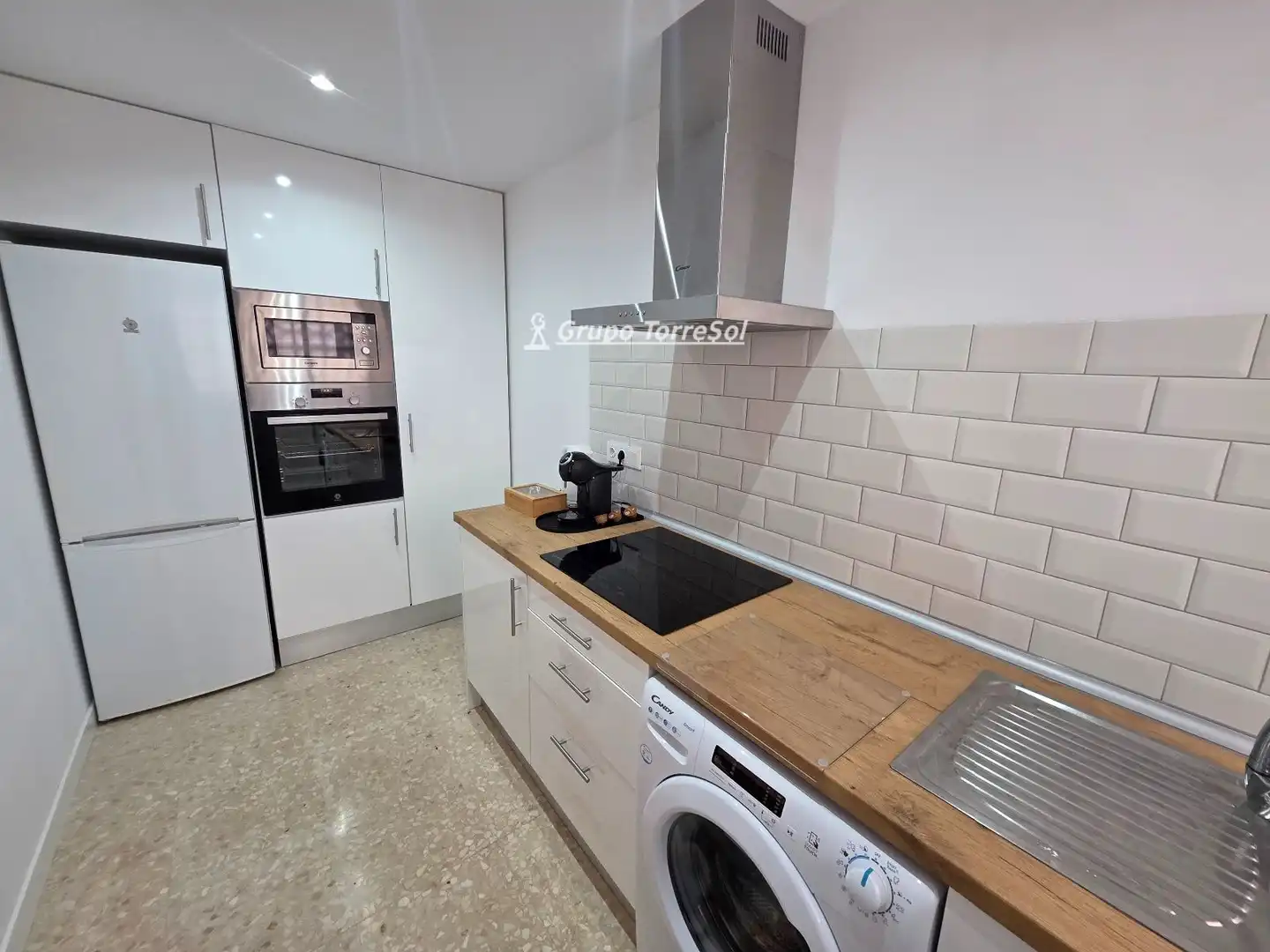 Kitchen of Flat for sale in Elche / Elx  with Air Conditioner, Heating and Terrace