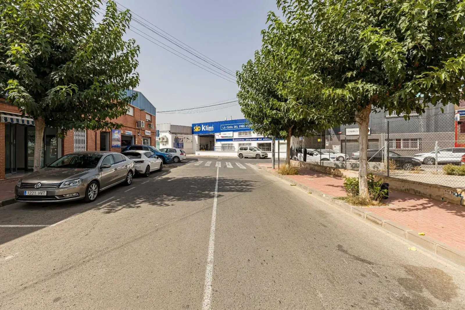 Außenansicht von Fabrikhallen zur Miete in Alicante / Alacant