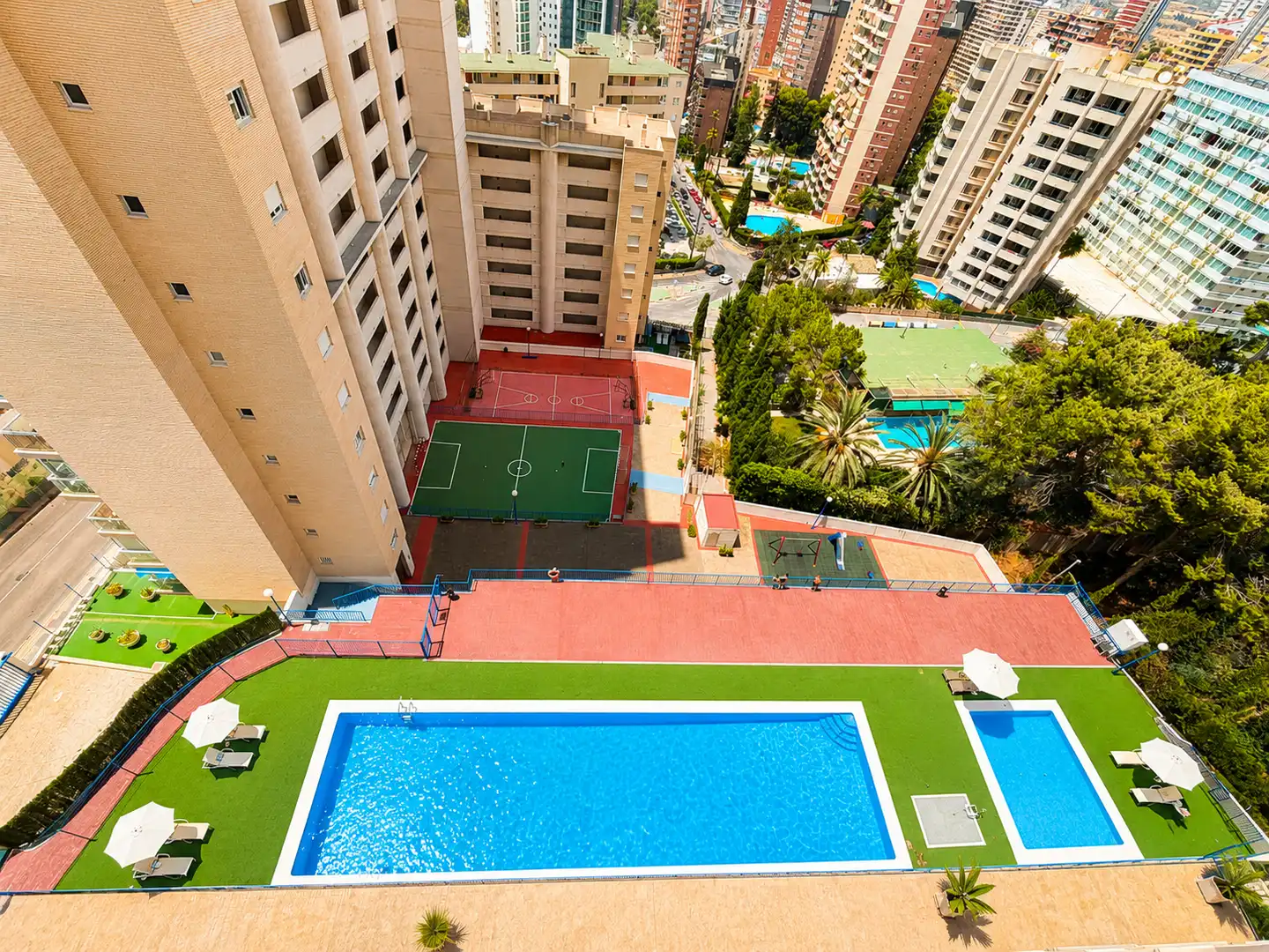 Swimming pool of Apartments for sale in Benidorm  with Terrace, Furnished and Community pool