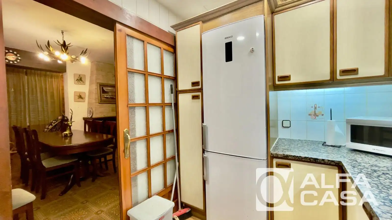 Kitchen of Houses for sale in Canyelles