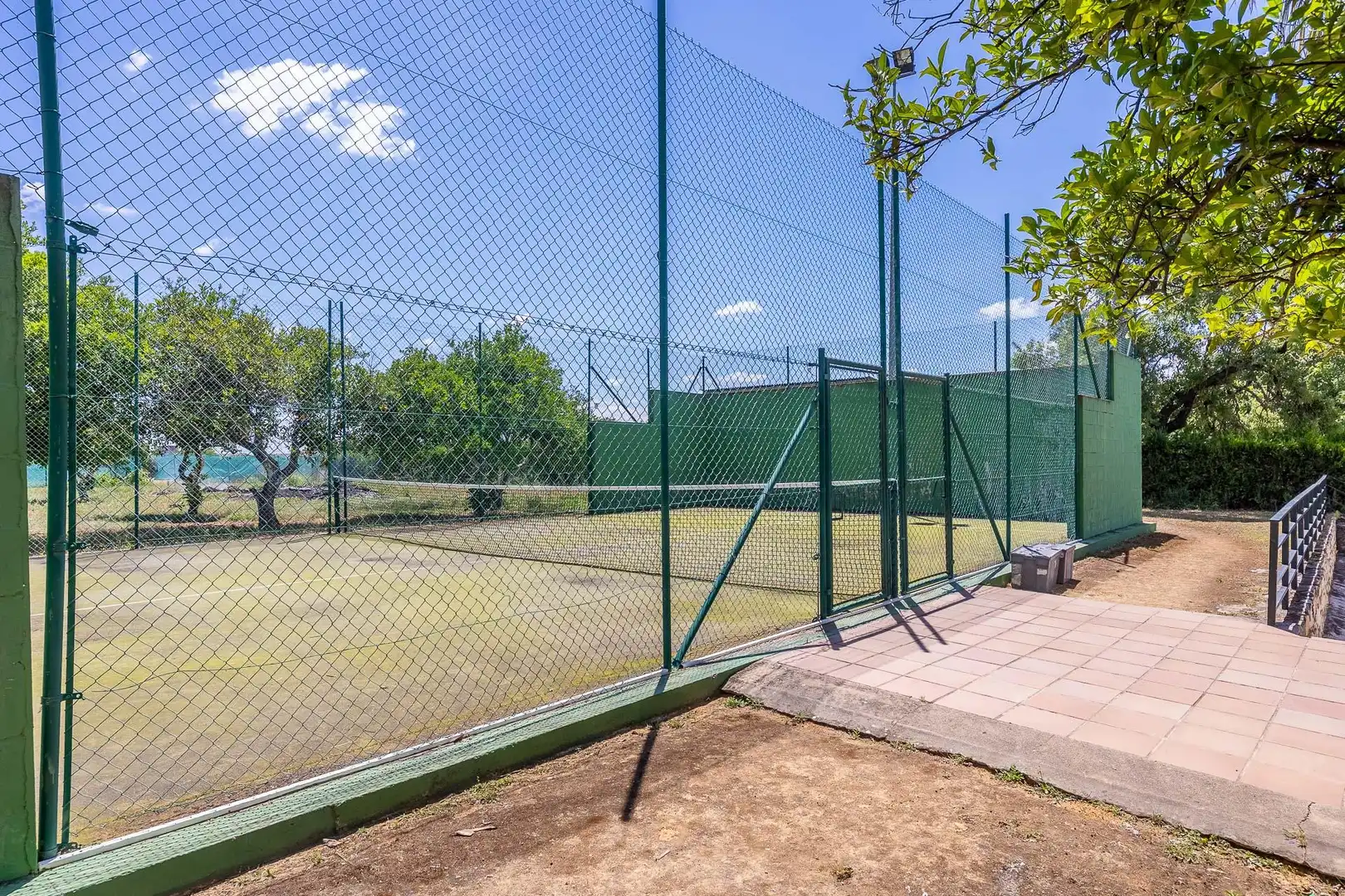 Jardí de Finca rústica en venda en Sanlúcar la Mayor amb Calefacció, Jardí privat i Terrassa