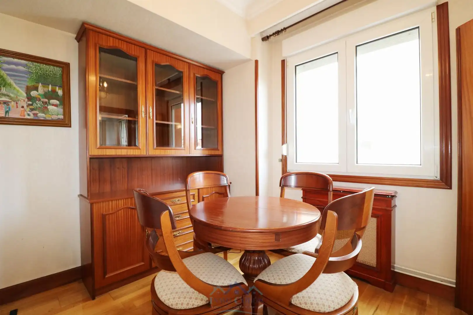 Comedor de Piso en venta en Irun  con Calefacción y Amueblado