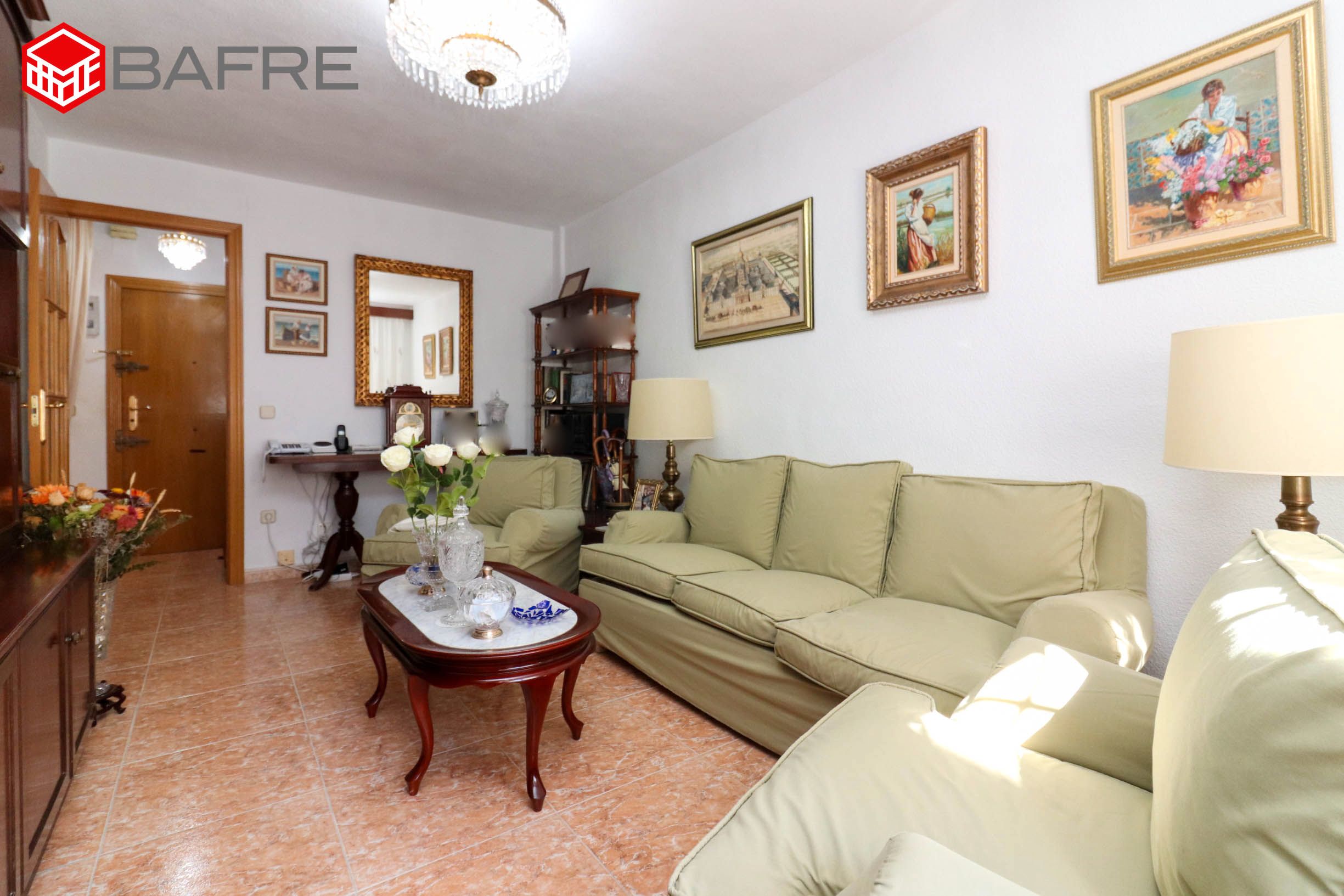 Living room of Flat for sale in  Madrid Capital  with Heating and Terrace