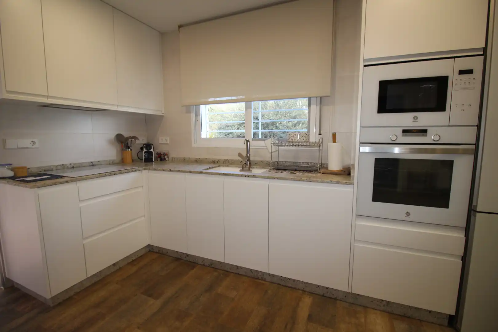 Cocina de Casa o chalet en venta en Llombai con Aire acondicionado, Calefacción y Jardín privado