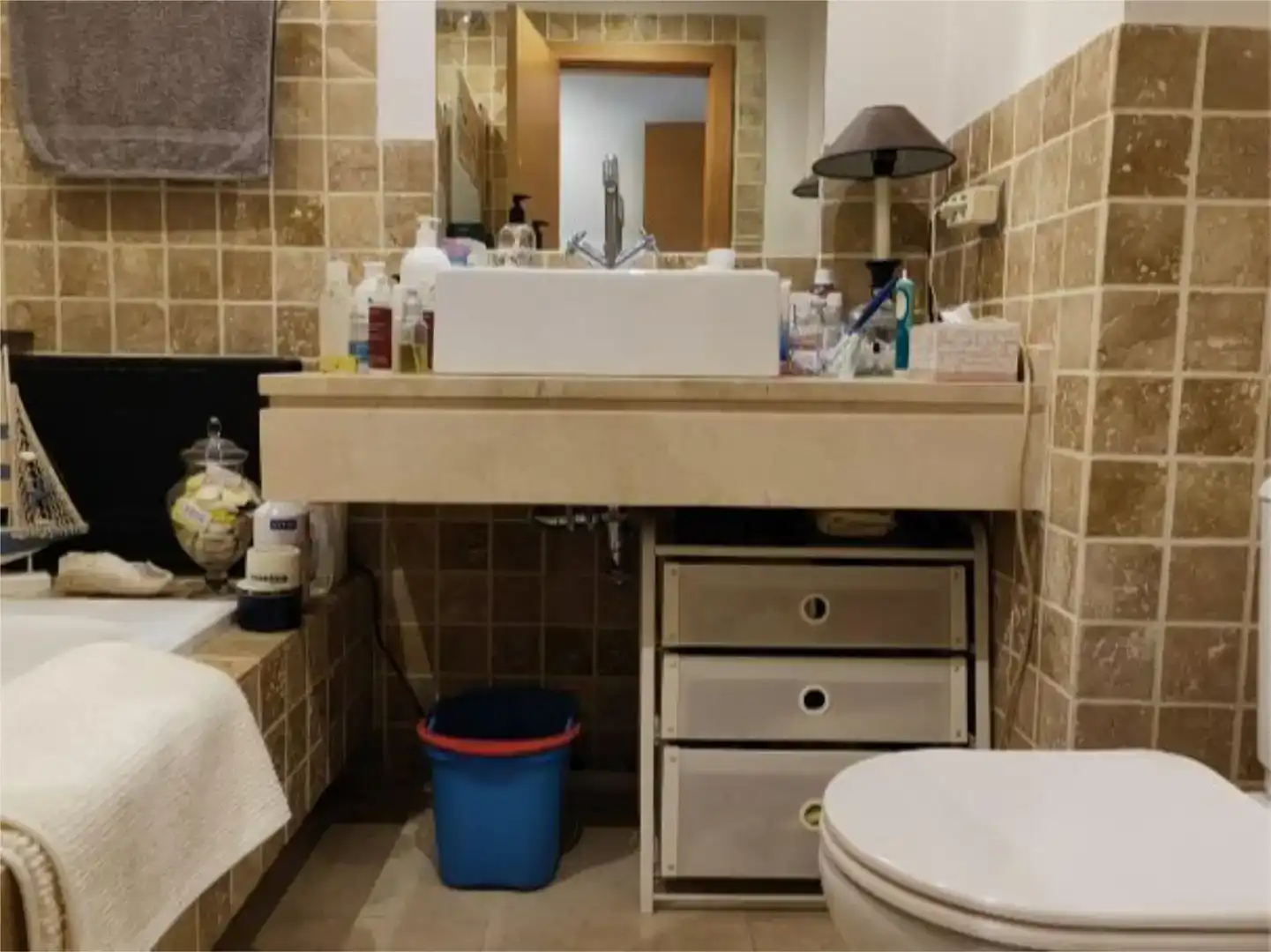 Bathroom of Flat for sale in Estepona  with Air Conditioner and Swimming Pool
