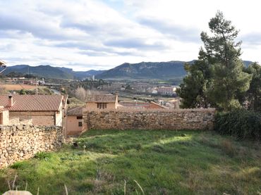 Residential land for sale in Valderrobres