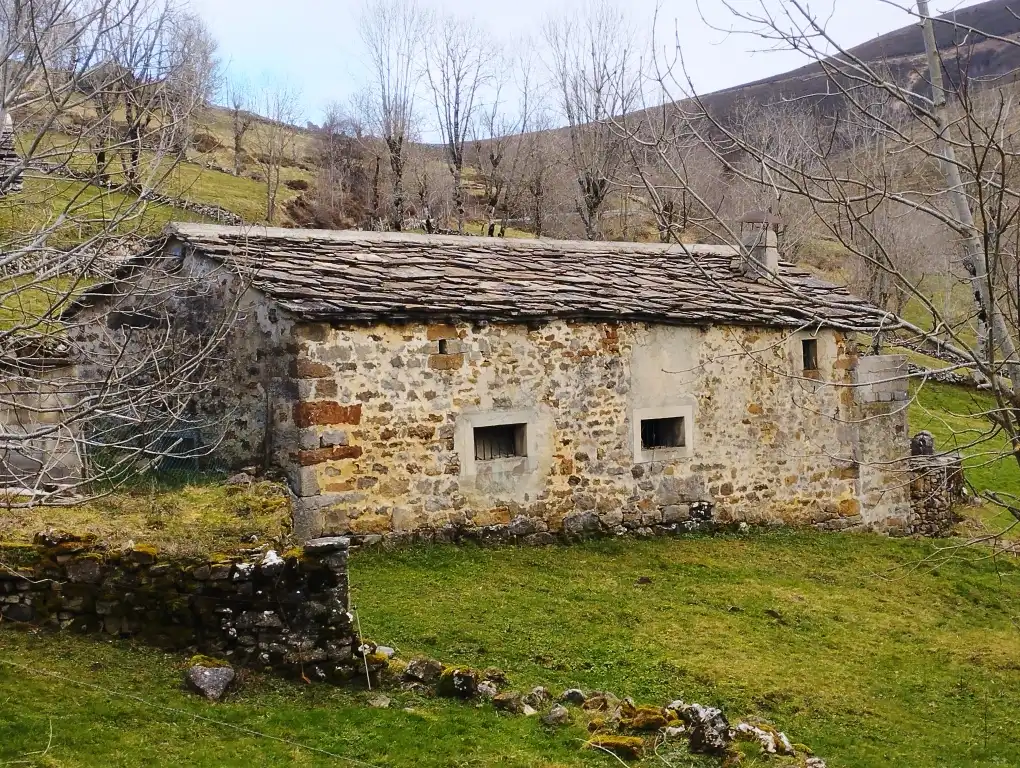Casa amb terrassa en venda a Lugar la Sia 22, imagen 4