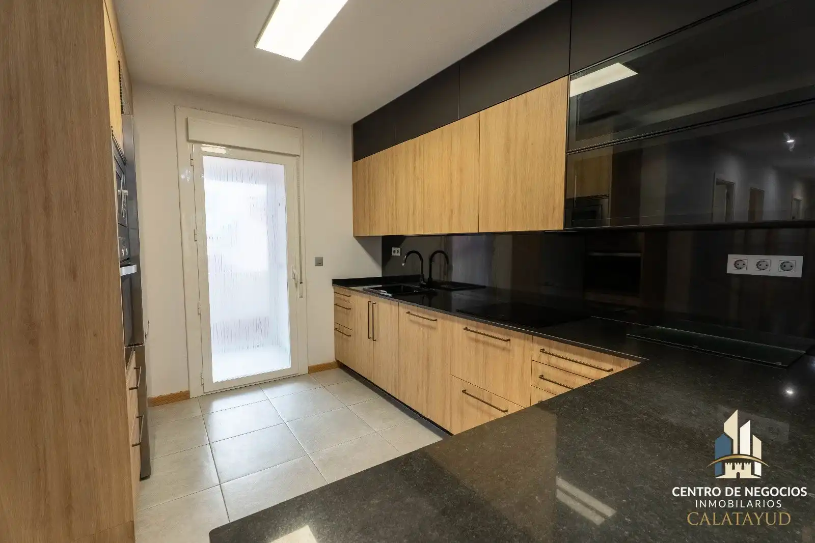 Cocina de Piso en venta en Calatayud con Calefacción, Parquet y Terraza
