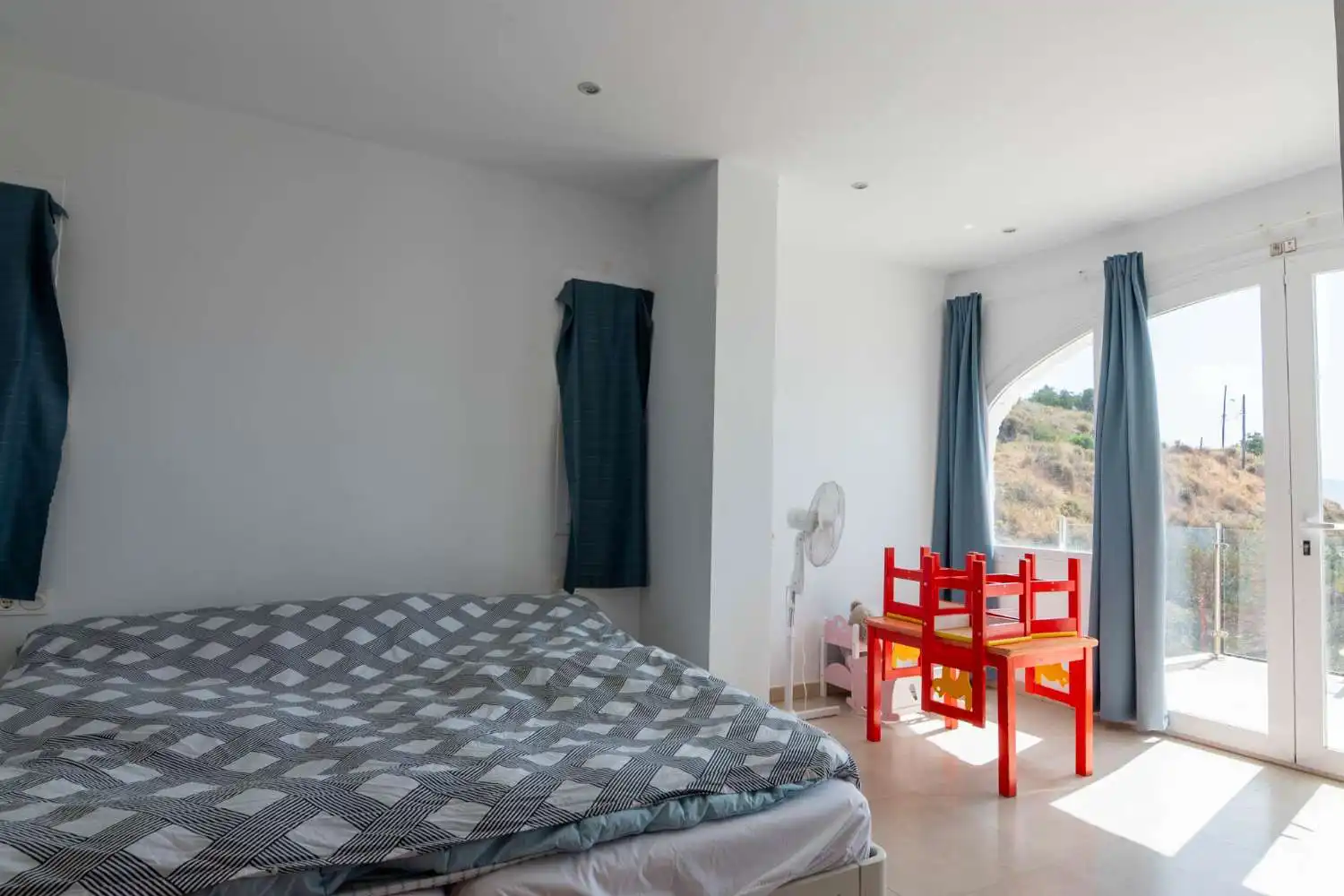 Dormitori de Casa o xalet de lloguer en Salobreña amb Terrassa, Piscina i Moblat