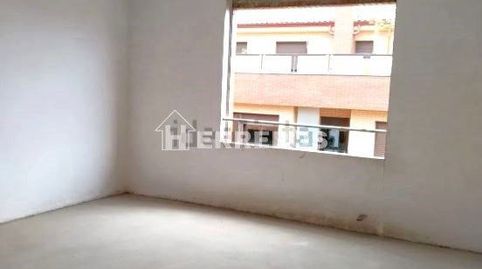 Foto 2 de Piso en venta en Lardero, La Rioja