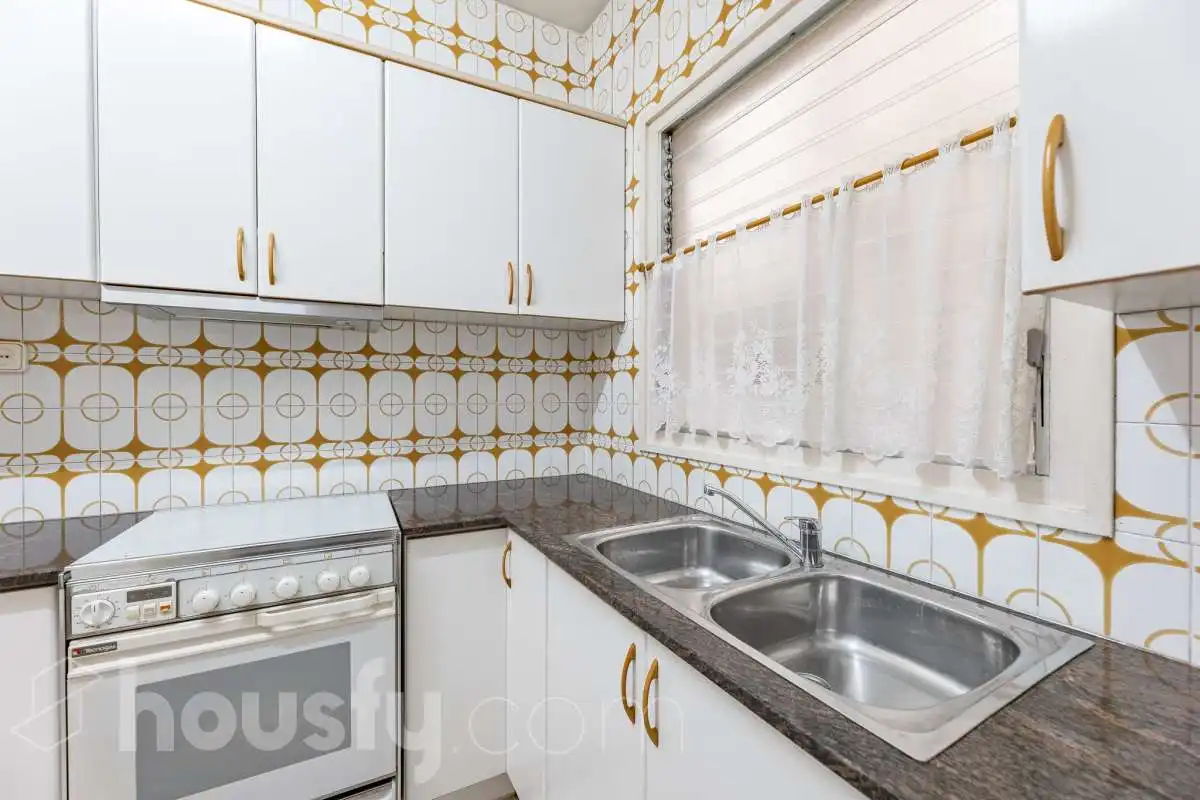Cuina de Pis en venda en Barcelona amb Aire condicionat, Calefacció i Terrassa