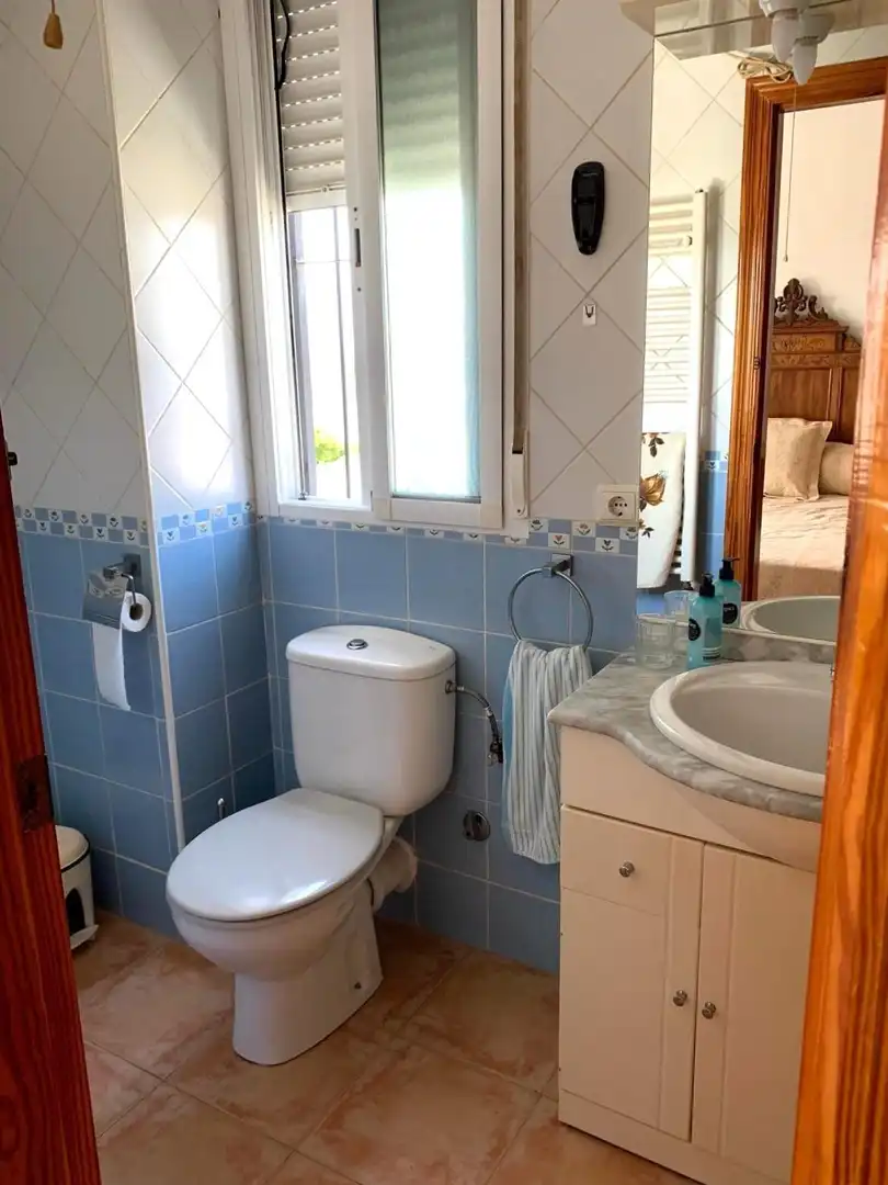Bany de Casa adosada en venda en Torrevieja amb Aire condicionat, Calefacció i Terrassa