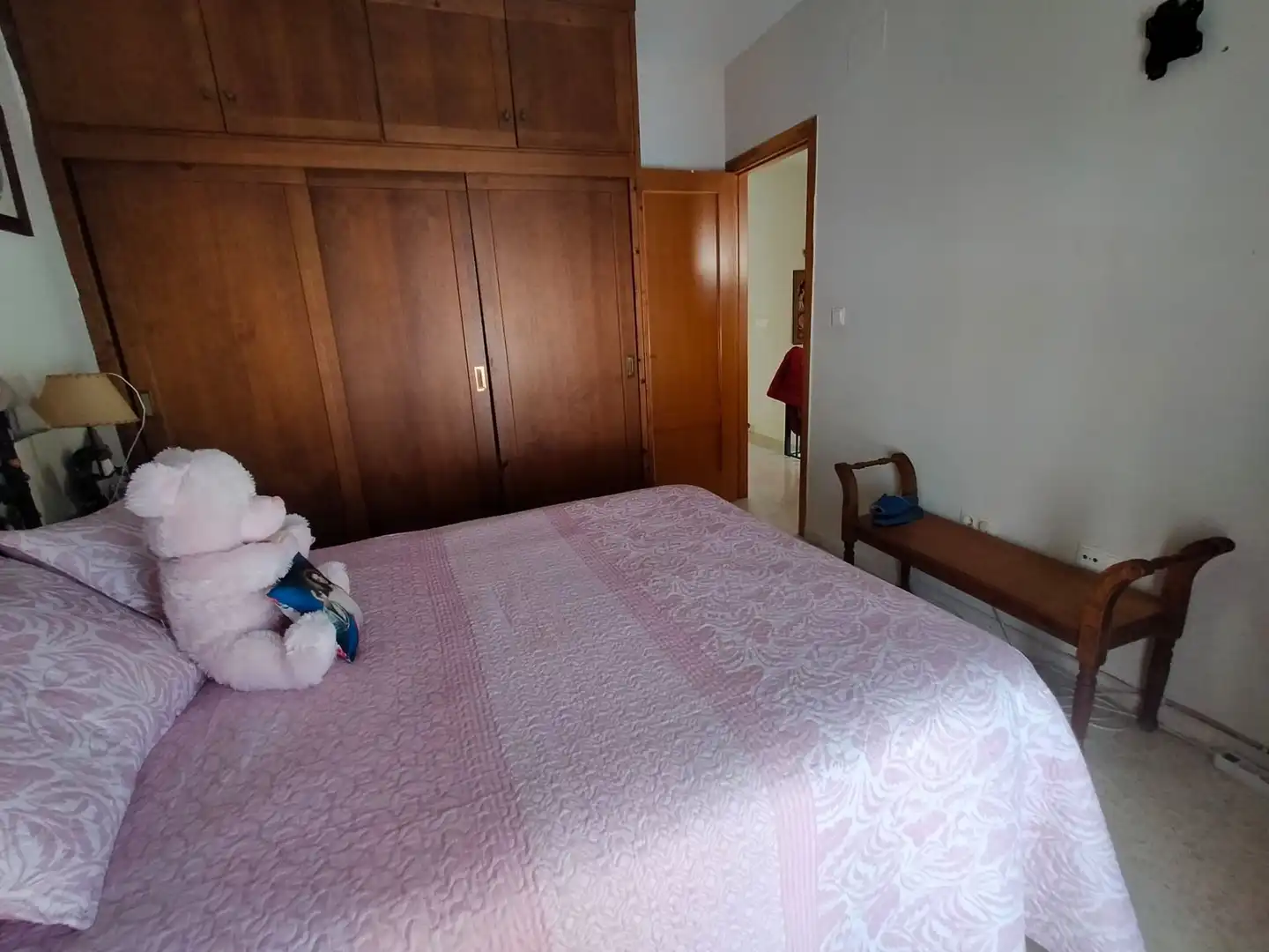Schlafzimmer von Einfamilien-Reihenhaus zum Verkauf in La Línea de la Concepción mit Privatgarten