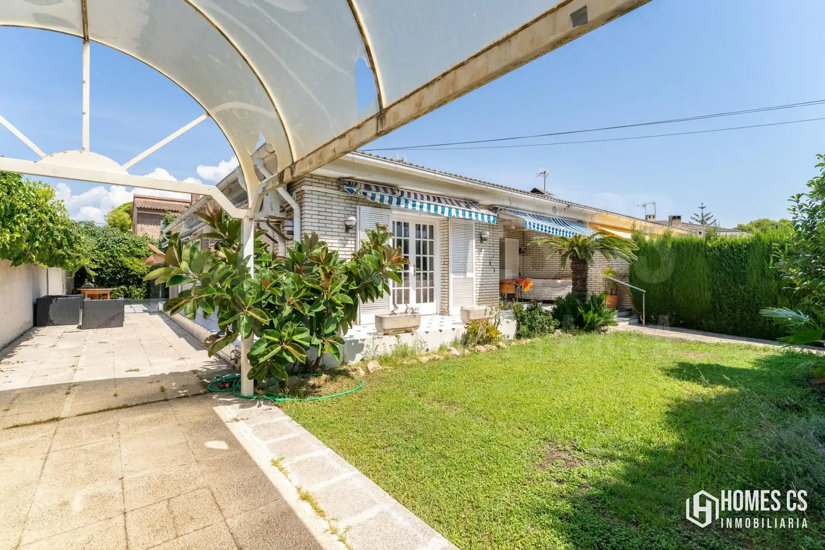 Vista exterior de Casa o chalet en venta en Cambrils con Calefacción