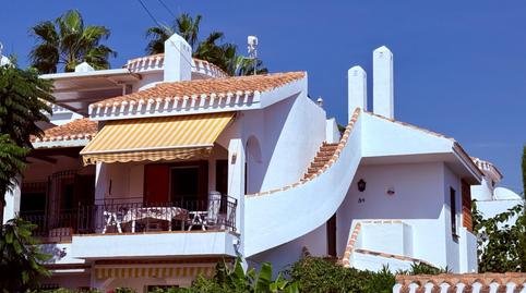 Foto 2 de Casa o xalet en venda a Calle Mar Menor, 4, Pueblo Latino, Alicante