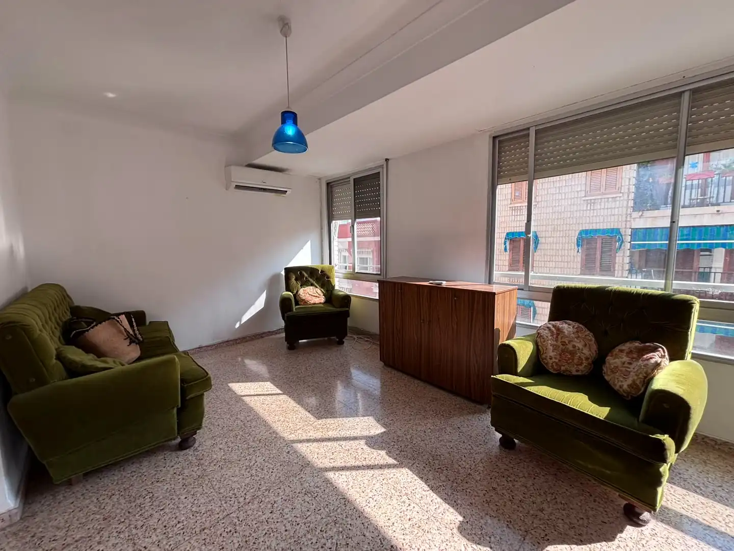 Sala d'estar de Pis en venda en Burjassot amb Aire condicionat, Moblat i Forn