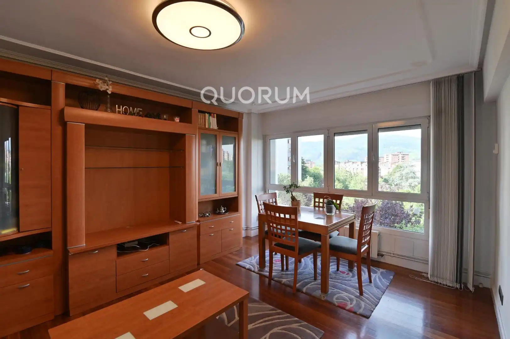 Sala de estar de Piso en venta en Bilbao  con Calefacción y Amueblado