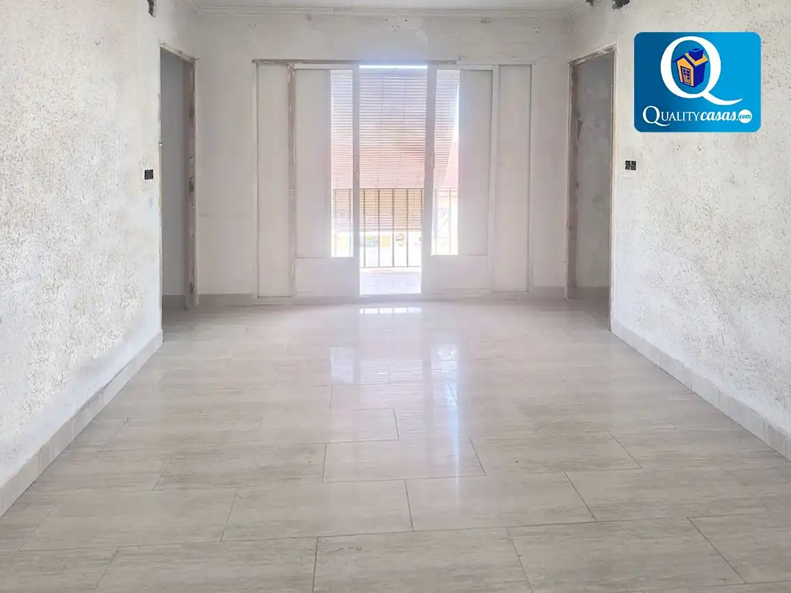 Apartament en venda en Alicante / Alacant amb Balcó