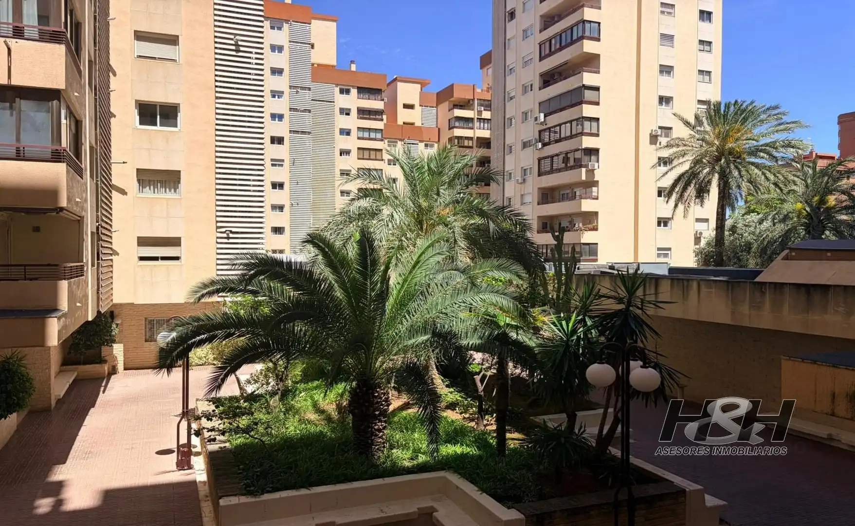 Terraza de Piso de alquiler en Valencia con Balcón