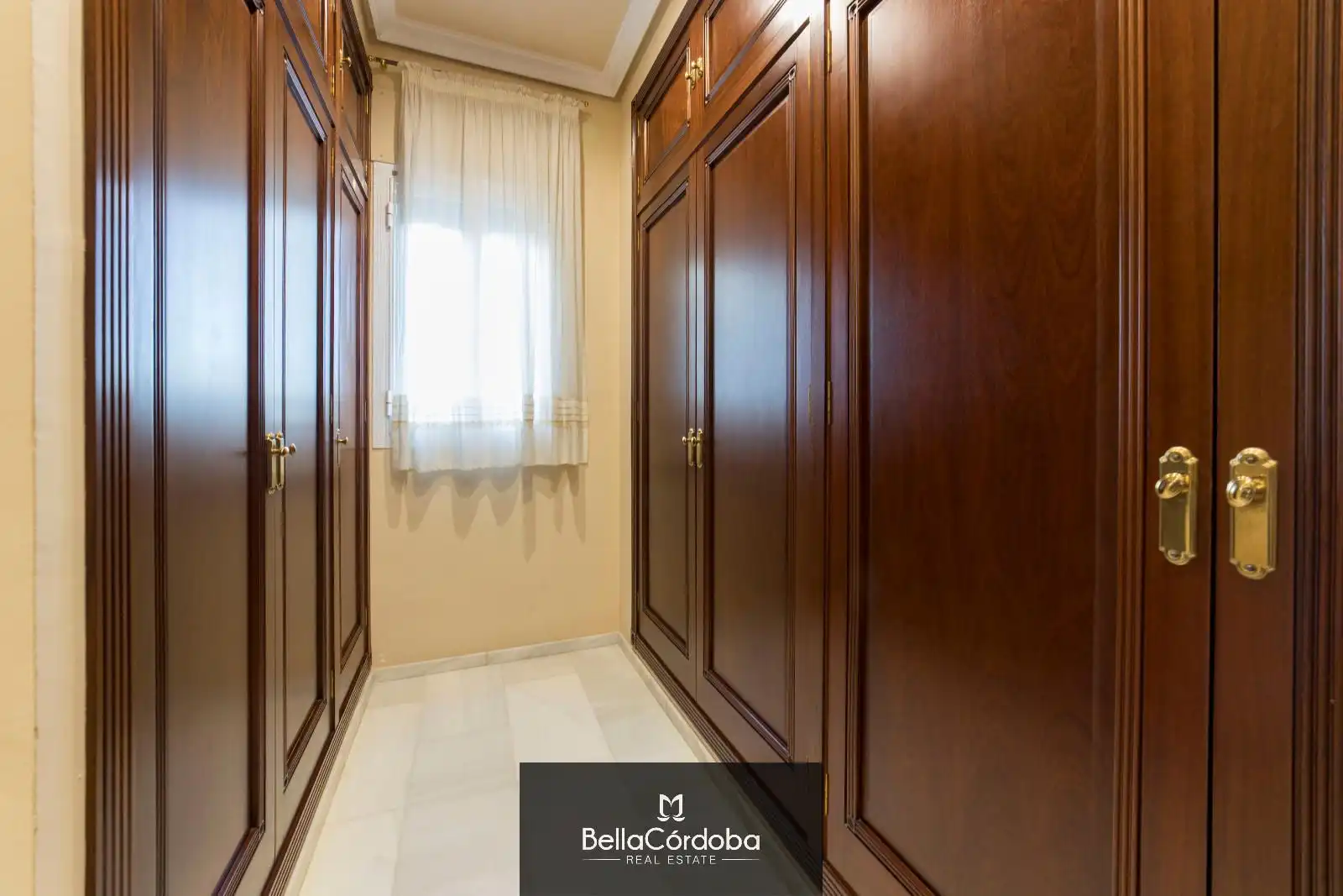 Houses for sale in Córdoba  with Air Conditioner, Heating and Terrace