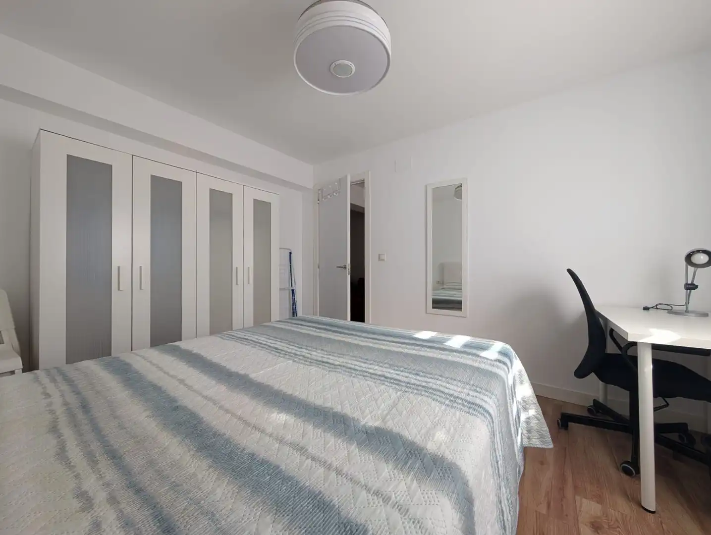 Habitación de Piso en venta en Huelva con Aire acondicionado y Terraza