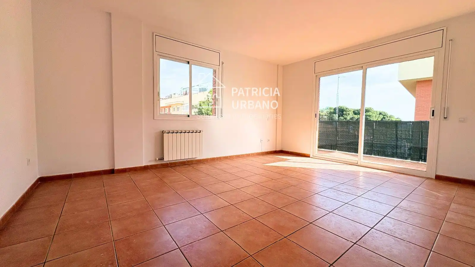 Sala de estar de Piso en venta en Cambrils con Calefacción, Terraza y Piscina
