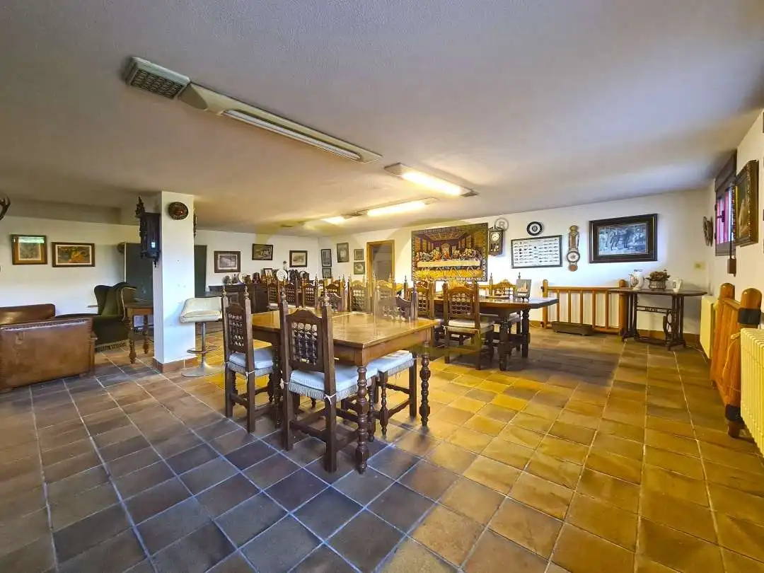 Casa o xalet en venda en Oviedo  amb Calefacció, Jardí privat i Terrassa