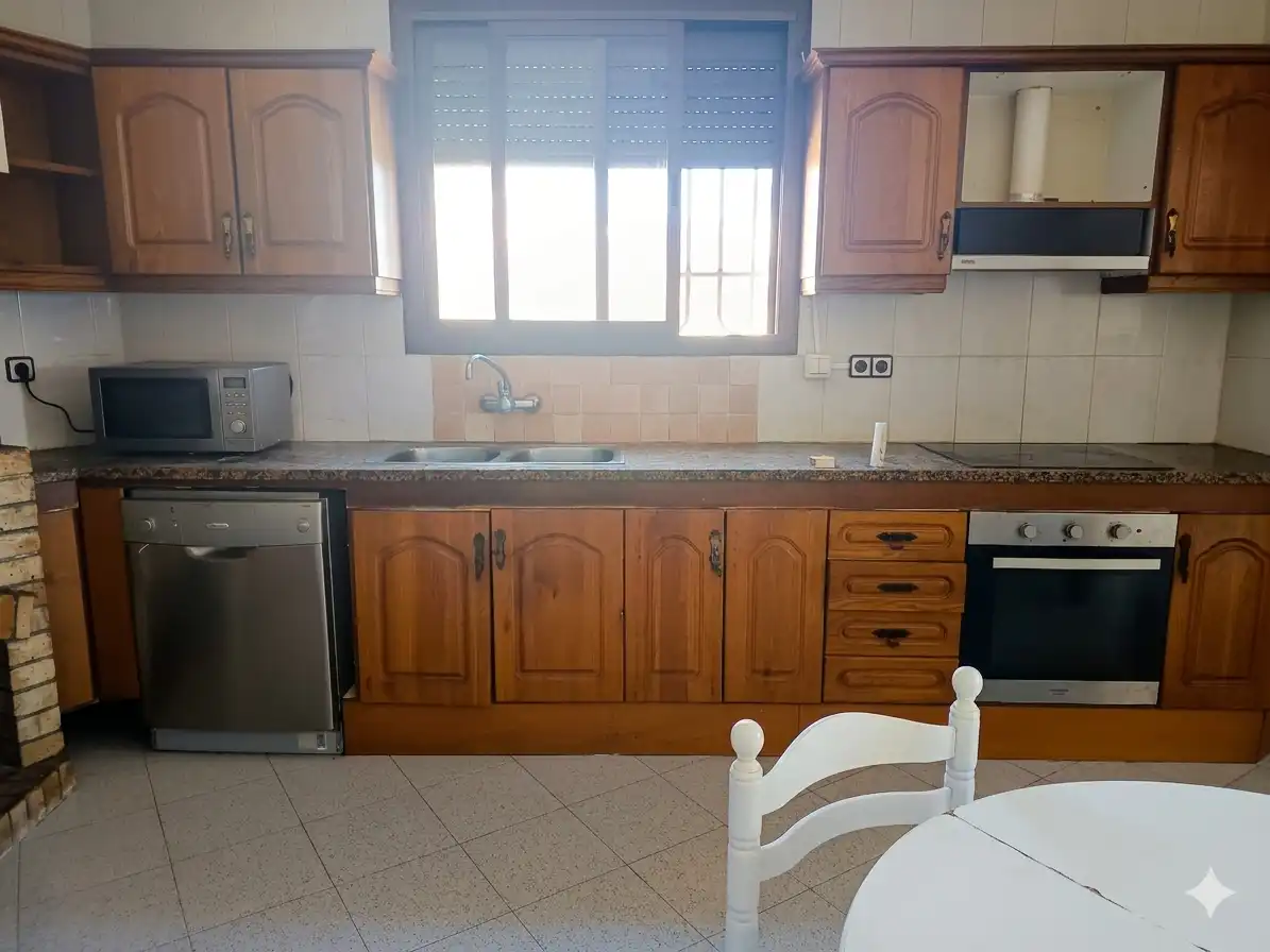 Cocina de Casa o chalet en venta en Vilanova i la Geltrú con Calefacción, Terraza y Trastero