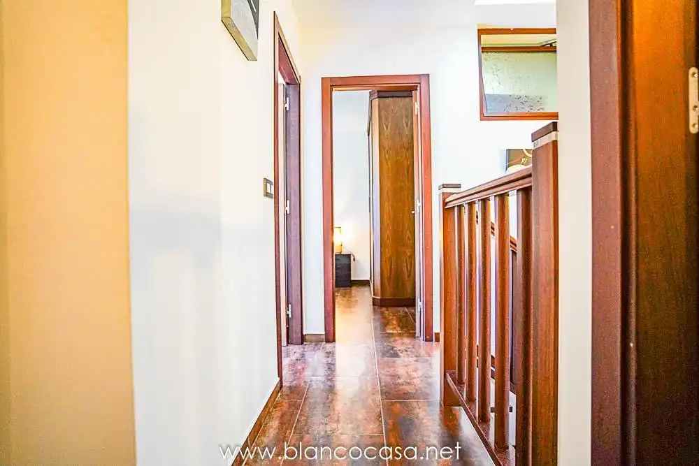 Casa o chalet en venta en Vimianzo con Calefacción, Trastero y Amueblado
