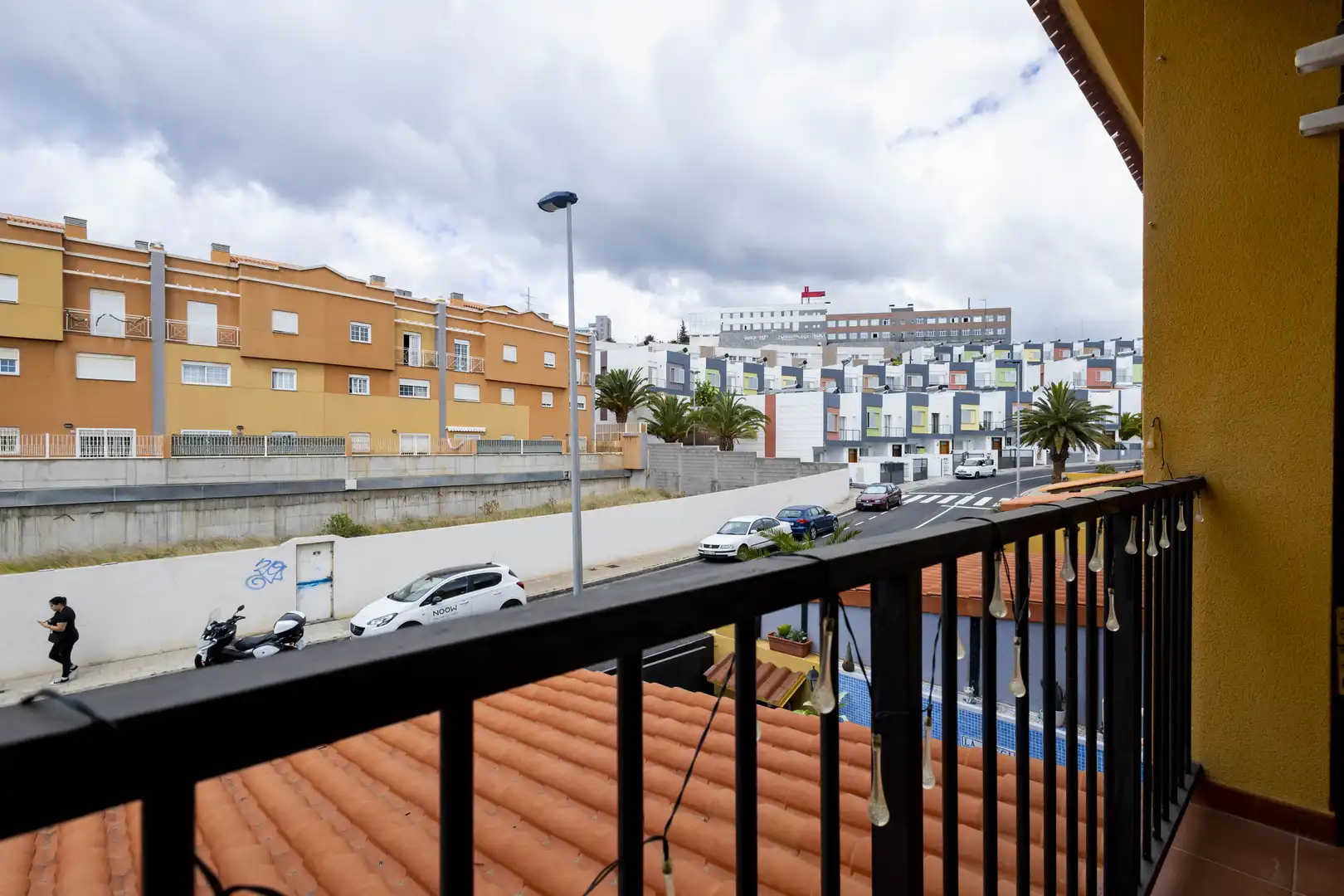 Vista exterior de Casa adosada en venda en Santa Cruz de Tenerife amb Jardí privat, Terrassa i Piscina