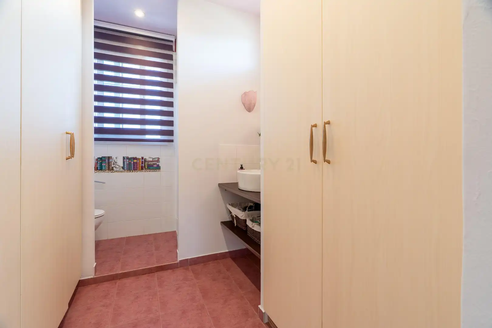 Bany de Casa o xalet en venda en Cubelles amb Aire condicionat i Alarma