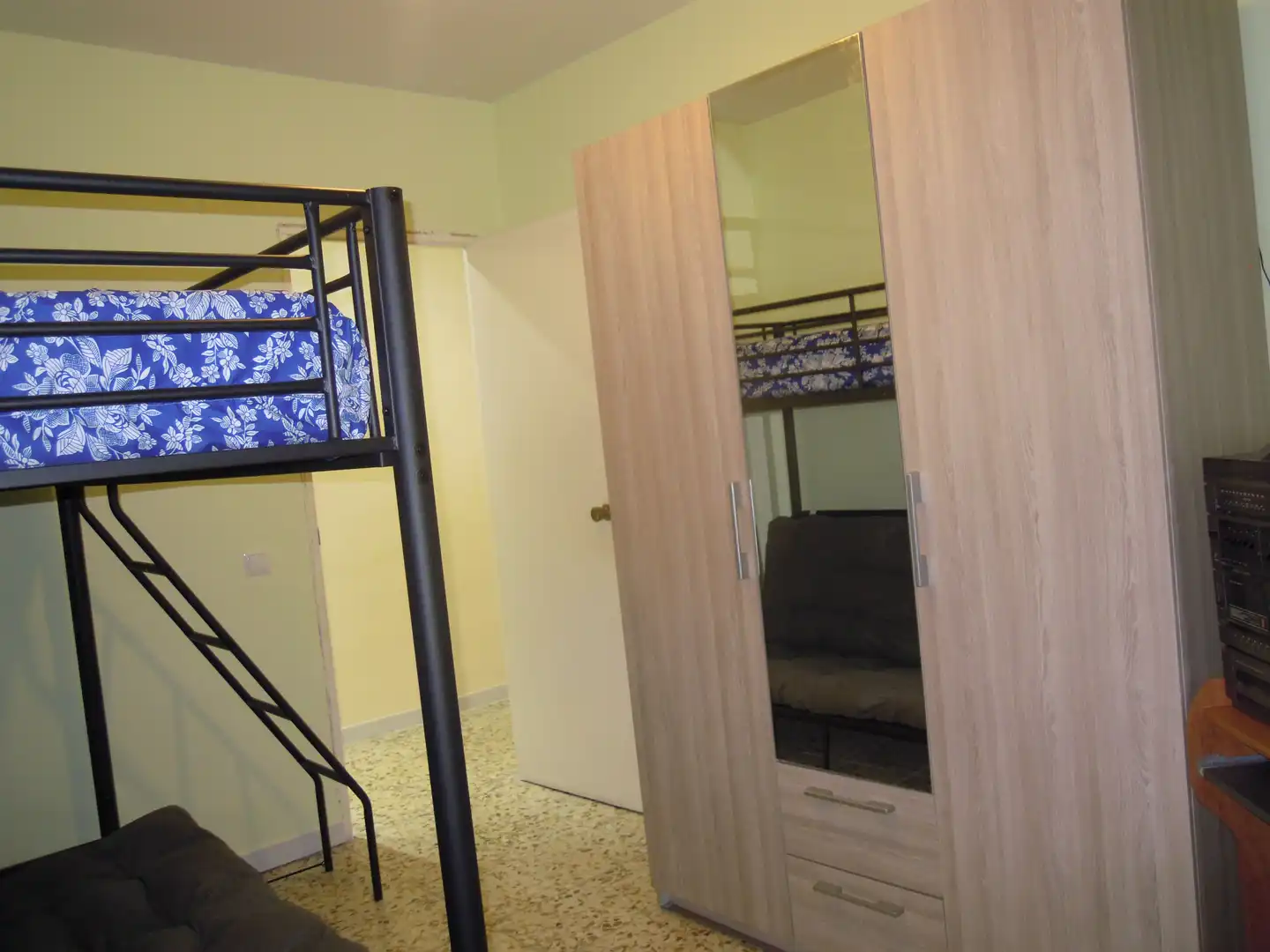 Schlafzimmer von Wohnung zum Verkauf in Ribatejada mit Heizung