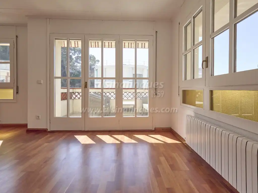 Sala d'estar de Pis en venda en Lloret de Mar amb Forn, Rentadora i Balcó