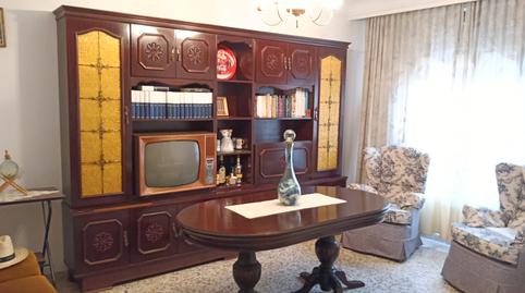 Foto 2 de Piso en venta en Calle Comuneros de Castilla, Tres Olivos - La Piedad, Talavera de la Reina