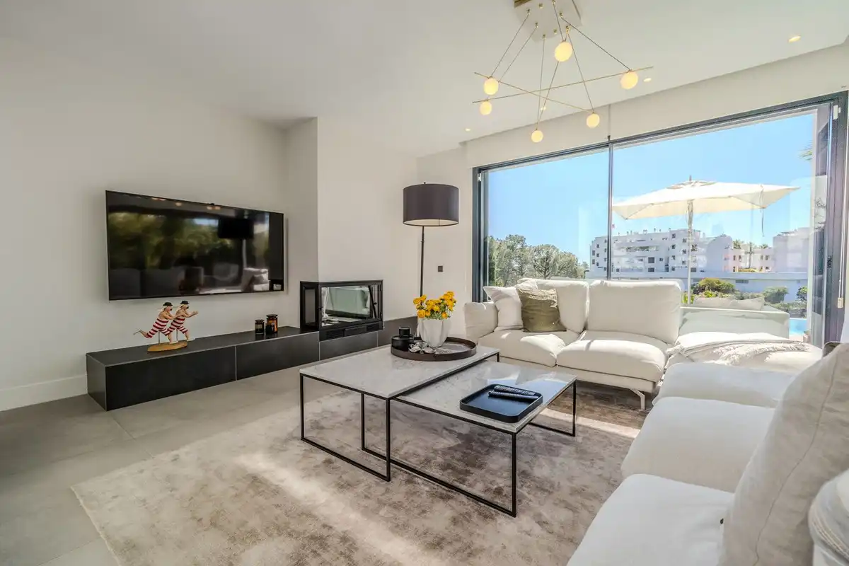 Casa a schiera in vendita a Selwo, imagen 3