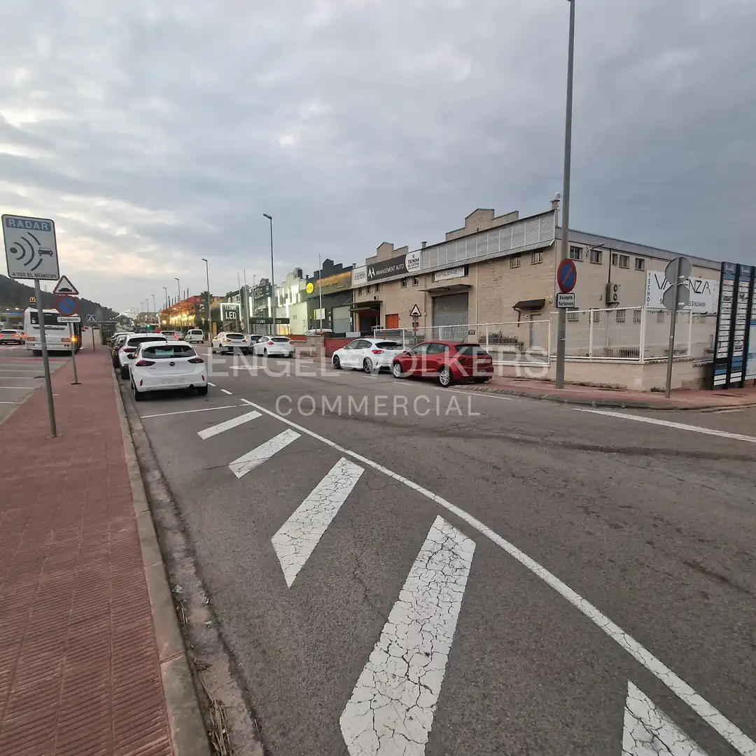 Nau industrial en venda a Martorell, imagen 3
