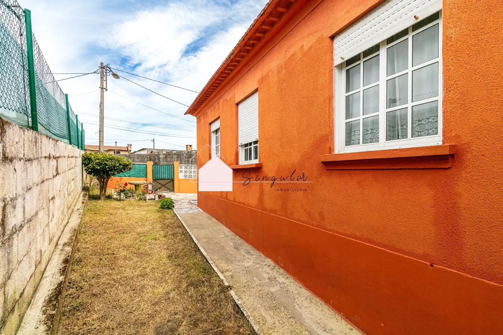 Vista exterior de Casa o chalet en venta en Vigo  con Calefacción, Jardín privado y Trastero