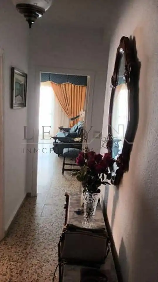 Sala d'estar de Pis en venda en Málaga amb Calefacció, Terrassa i Moblat