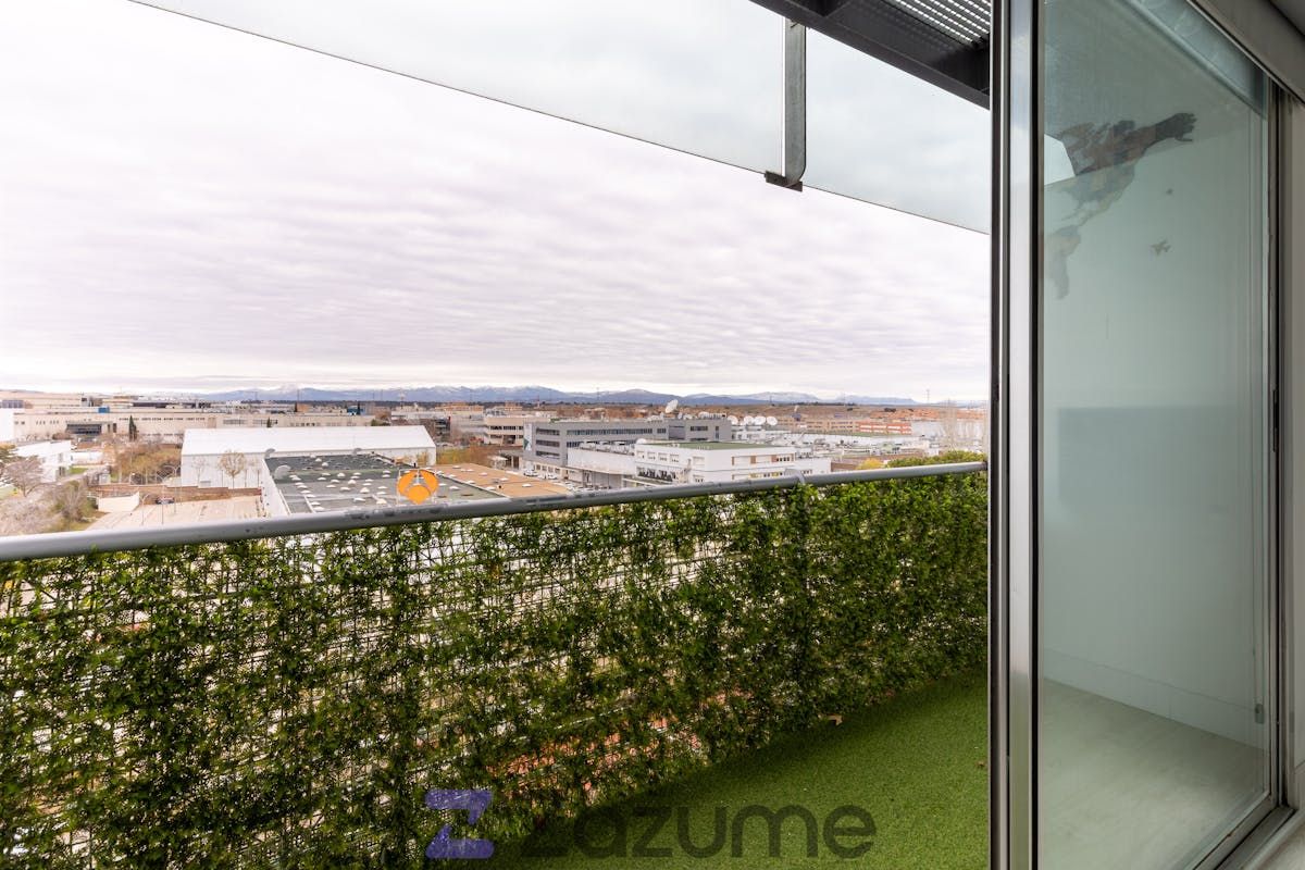 Balcony of Loft to rent in San Sebastián de los Reyes  with Air Conditioner, Heating and Parquet flooring