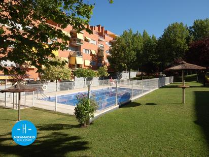 Swimming pool of Flat for sale in Paracuellos de Jarama  with Terrace and Swimming Pool