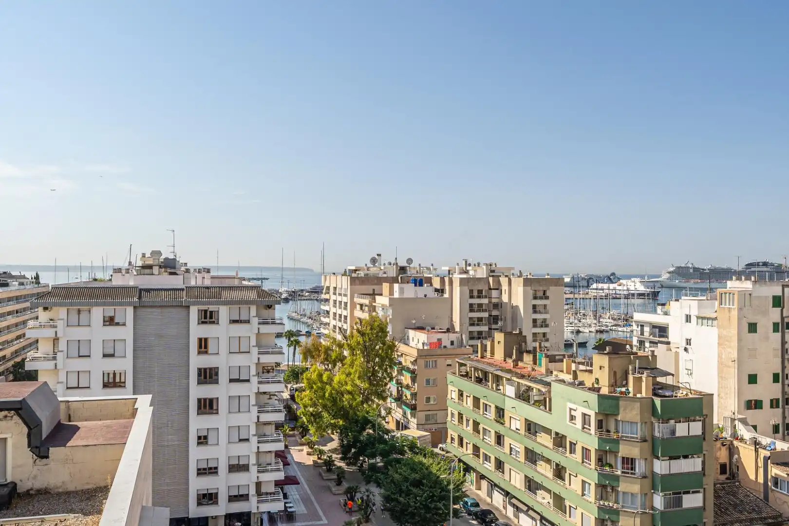Vista exterior de Àtic de lloguer en  Palma de Mallorca amb Aire condicionat, Calefacció i Terrassa