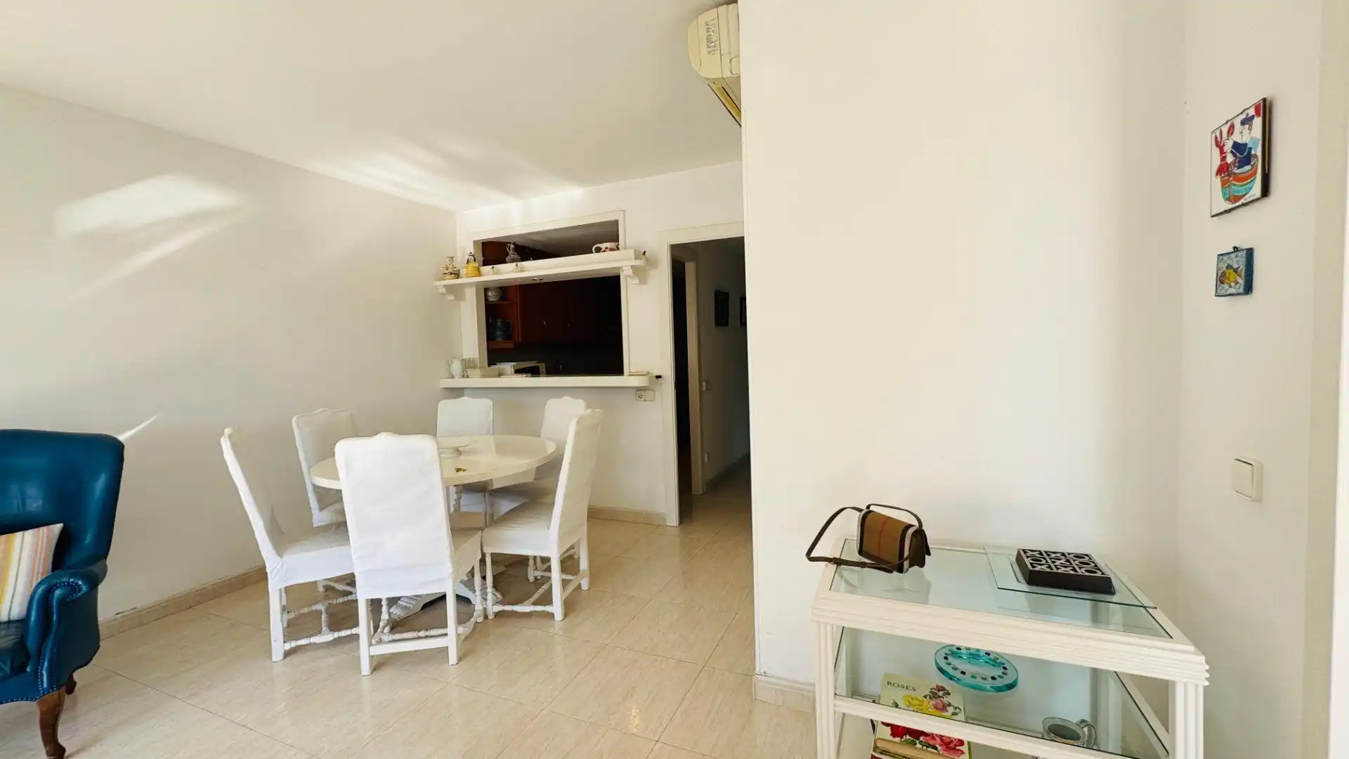 Esszimmer von Erdgeschoss zur Miete in Vilanova i la Geltrú mit Klimaanlage, Heizung und Terrasse