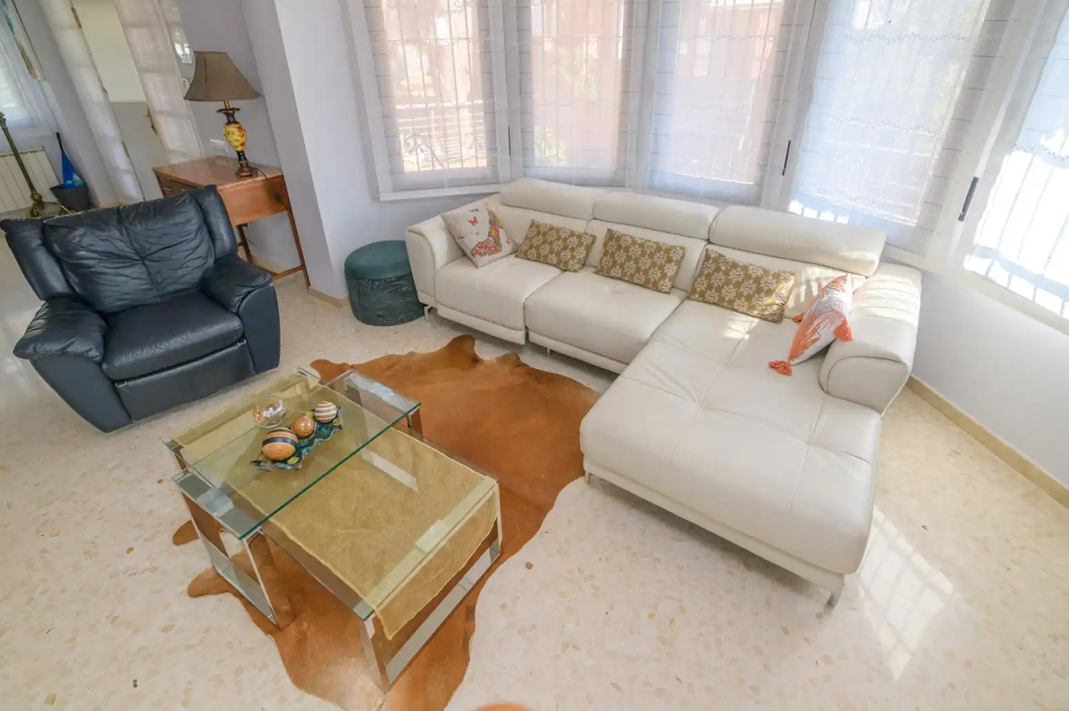 Sala de estar de Casa o chalet en venta en Viladecans con Terraza, Piscina y Balcón
