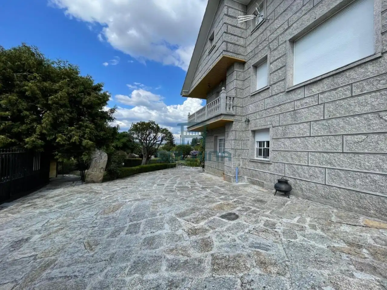 Exterior view of Houses for sale in Ourense Capital   with Heating, Private garden and Terrace