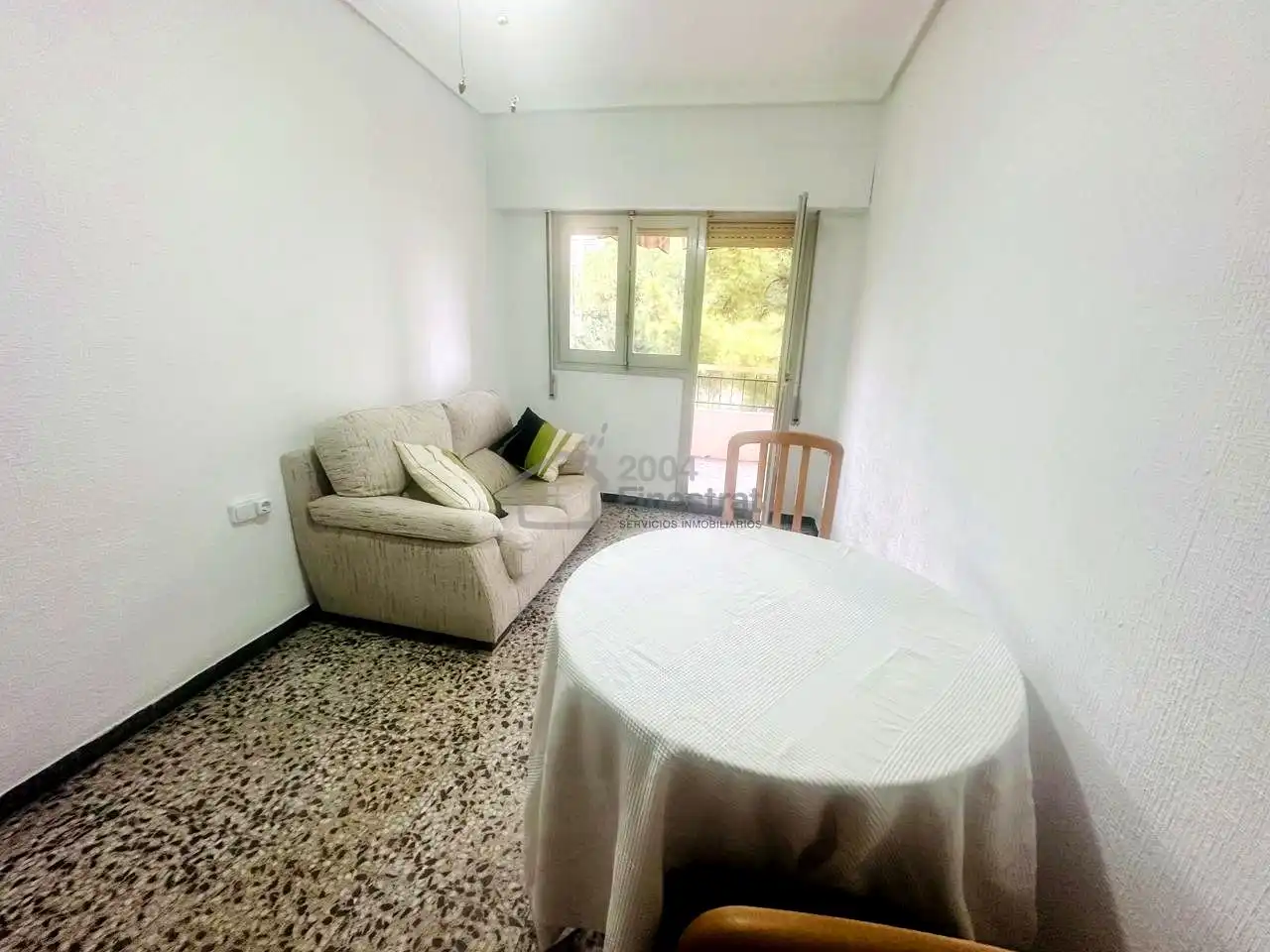 Sala d'estar de Pis en venda en Elda amb Terrassa i Moblat