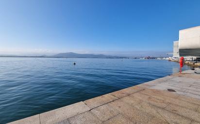 Außenansicht von Wohnung zum verkauf in Santander mit Balkon