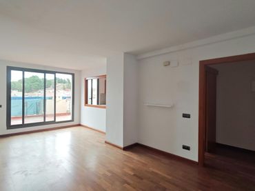 Flat with lift to rent in Barri Antic