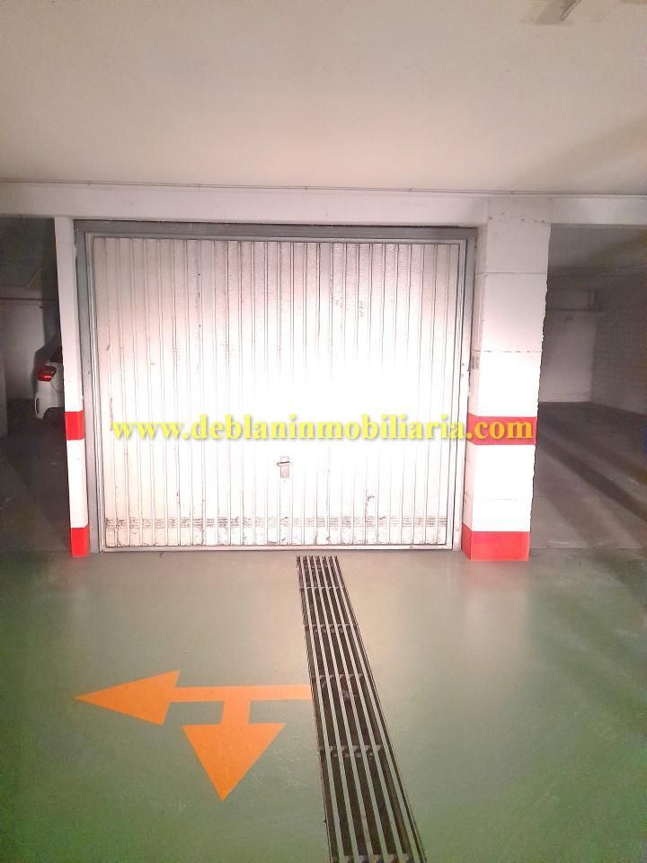 Garage for sale in Tui