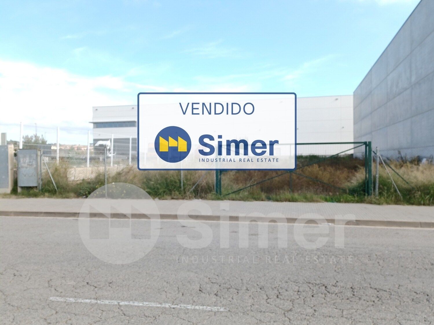 Vista exterior de Terreny industrial en venda en Les Franqueses del Vallès