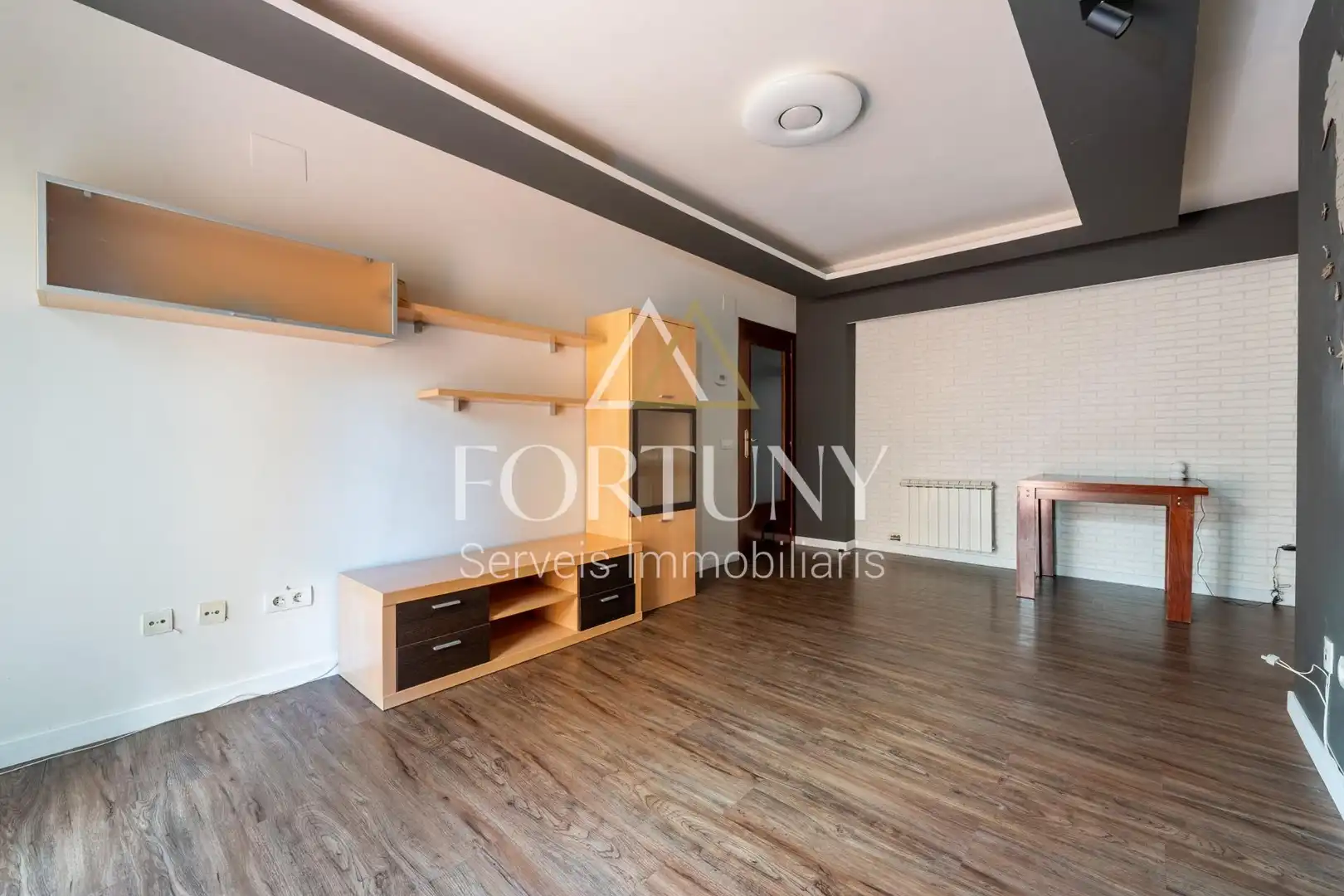 Wohnzimmer von Erdgeschoss zum Verkauf in Reus mit Klimaanlage, Heizung und Terrasse